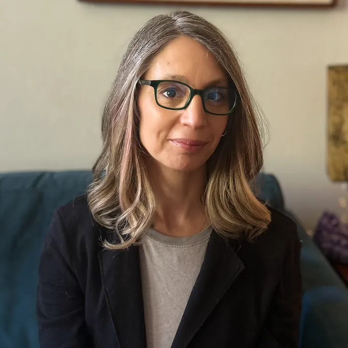 Lisa Selin Davis